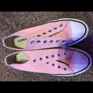womens size 7 pink converse